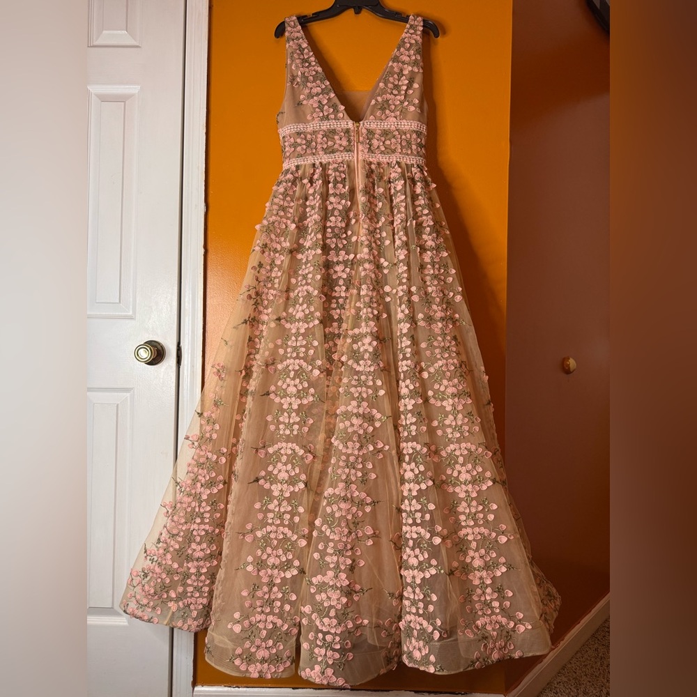 NWOT Bronx and Banco Megan Lace Maxi Dress /Gown in Rose. US Size XS - Picture 11 of 17